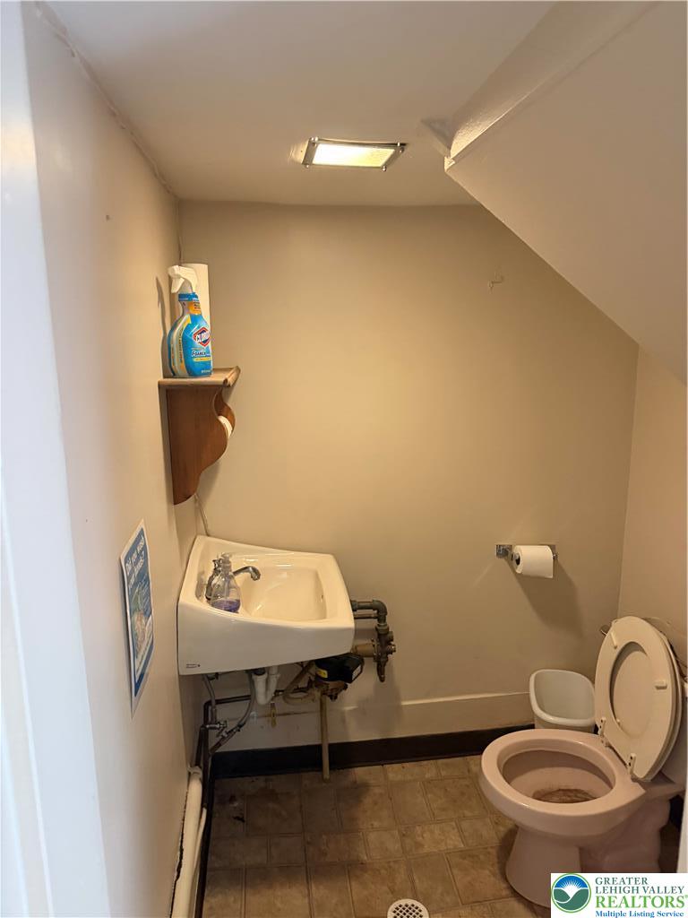 720 Delaware Avenue Property Photo 13