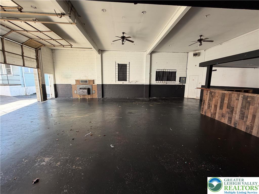 1211 Washington Street Property Photo 5