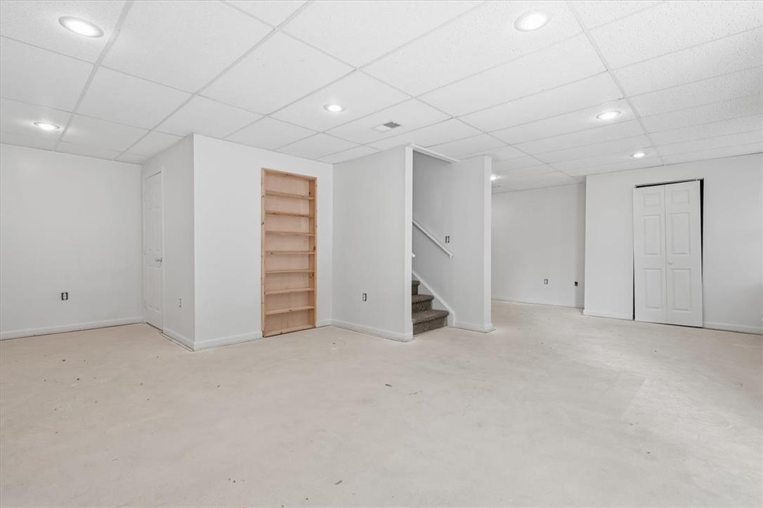 127 Willow Drive Property Photo 32