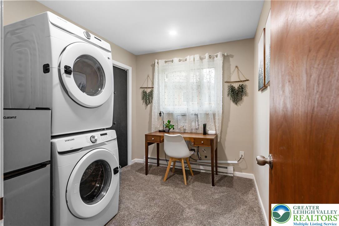 7483 Cottage Lane Property Photo 7