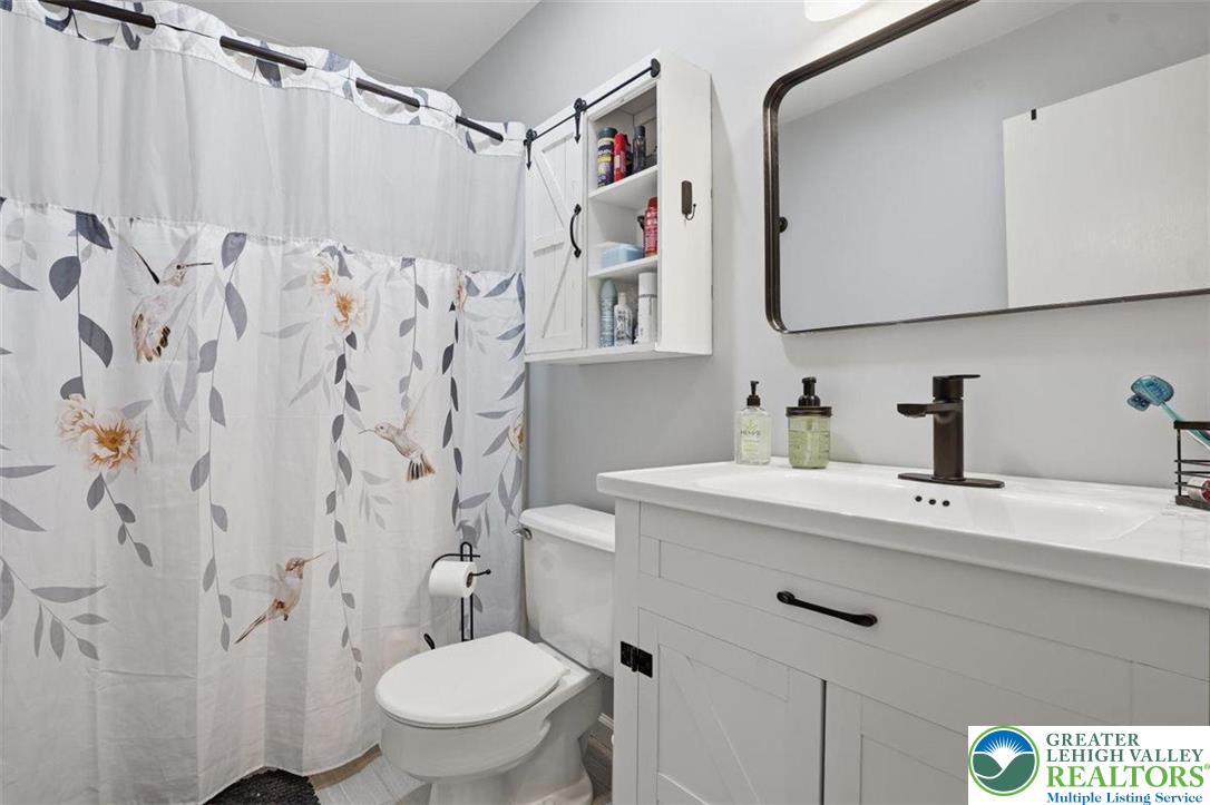 54 Berry Lane Property Photo 18
