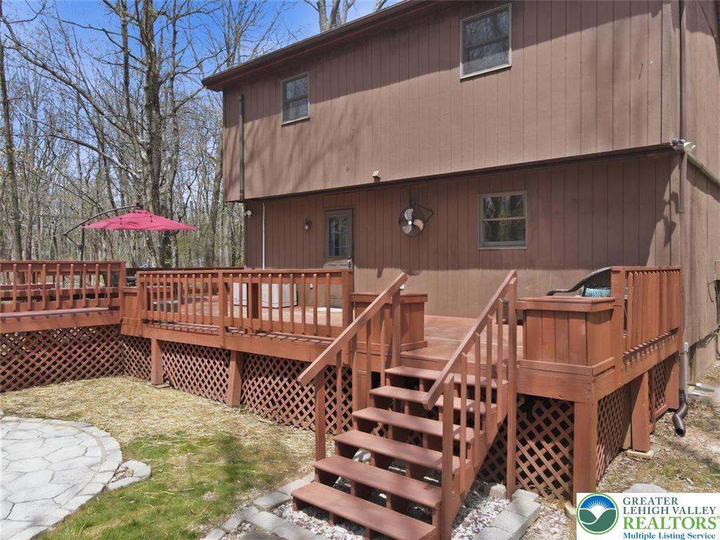 54 Berry Lane Property Photo 28