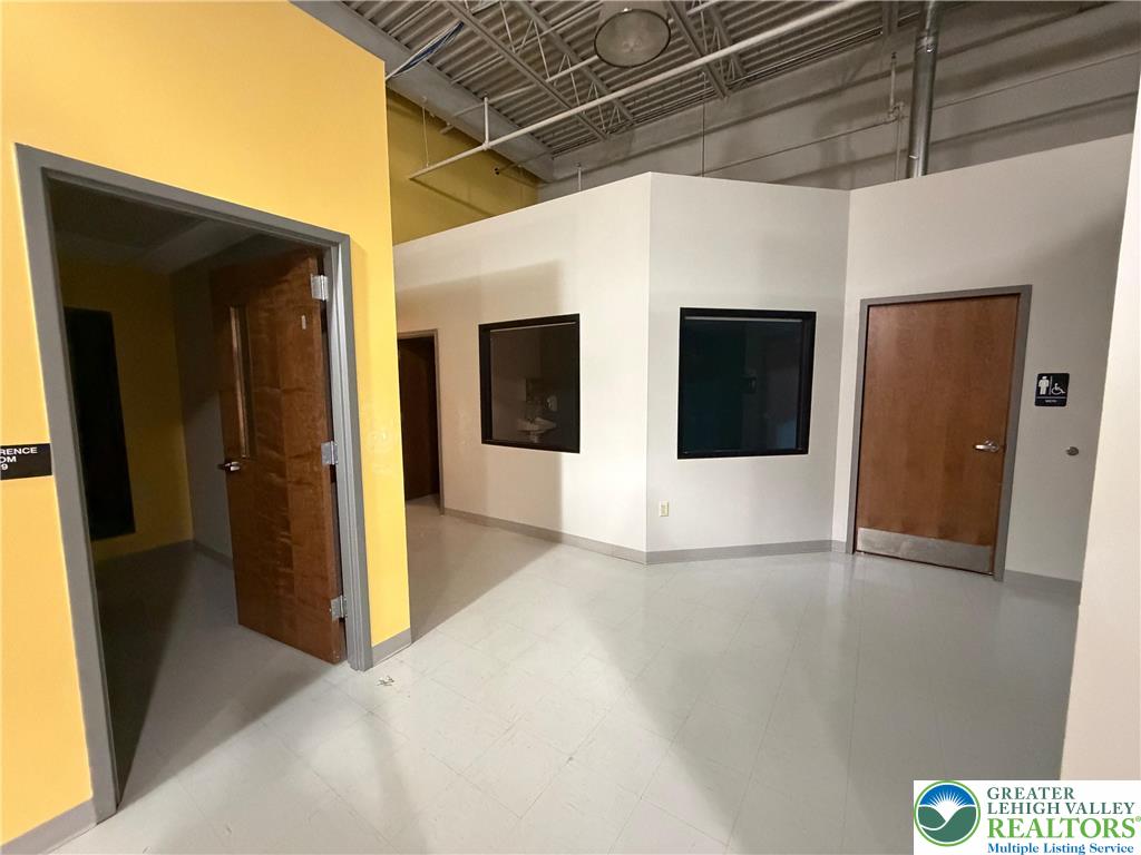 3143 William Penn Highway B Property Photo 8