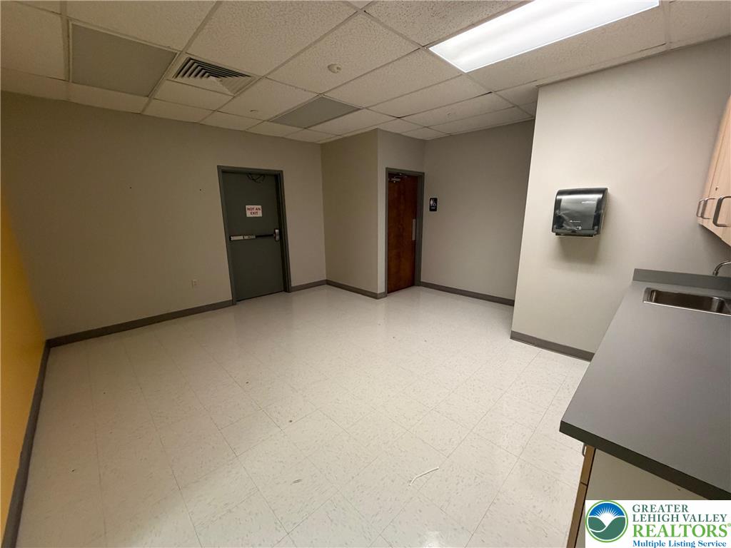 3143 William Penn Highway B Property Photo 9