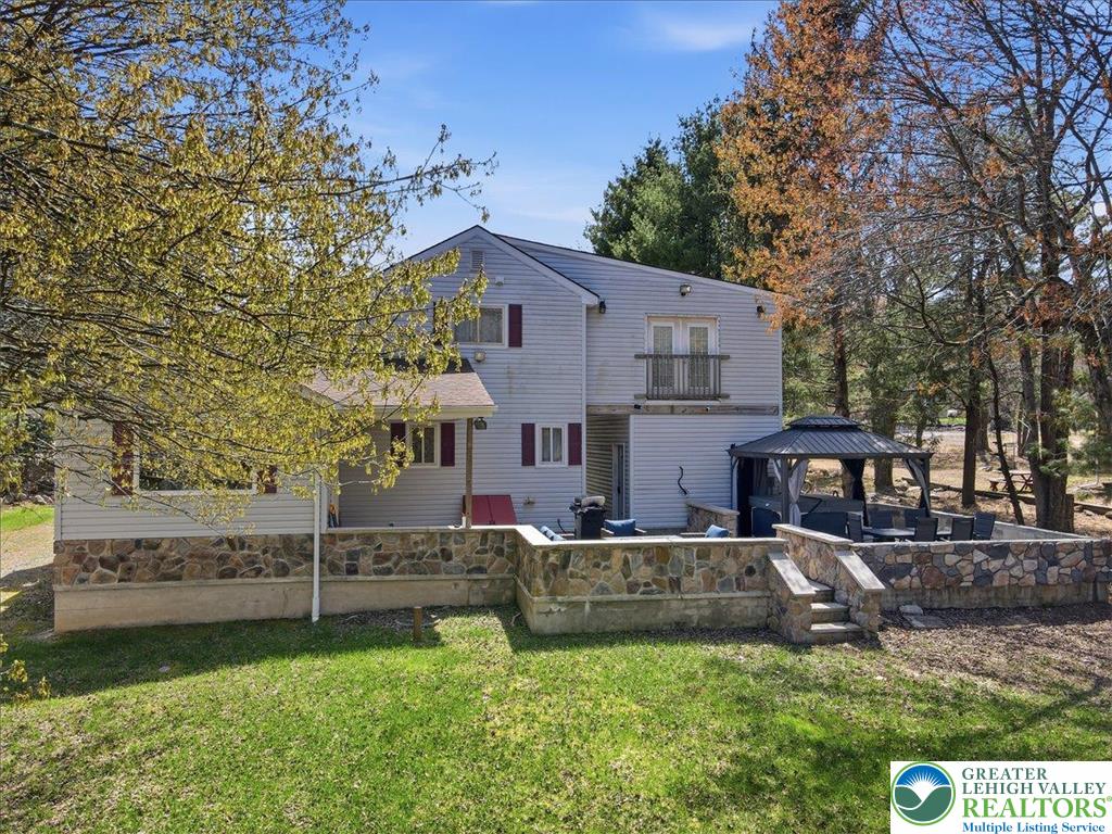 61 Chapman Circle Property Photo 7