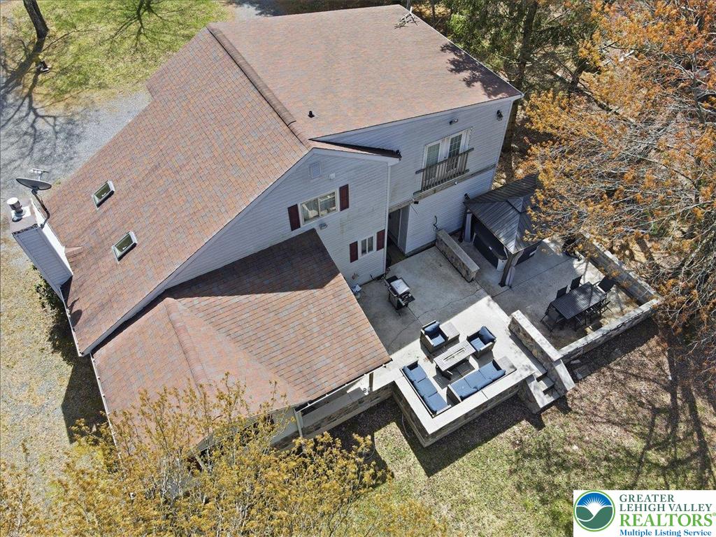 61 Chapman Circle Property Photo 8