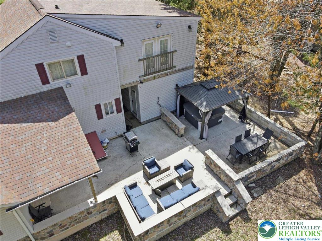 61 Chapman Circle Property Photo 18