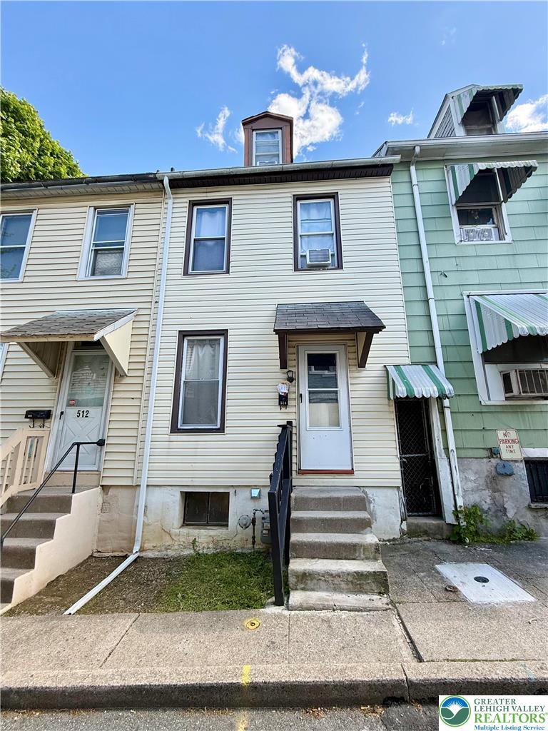 514 West Pine Street Property Photo 1