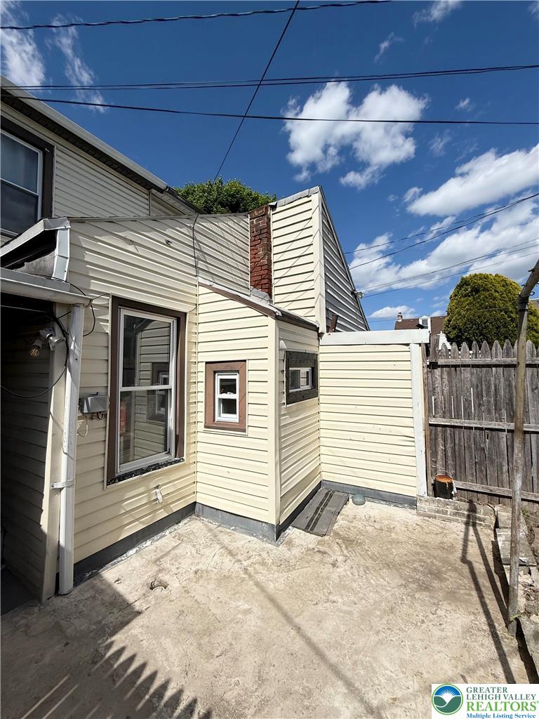 514 West Pine Street Property Photo 16