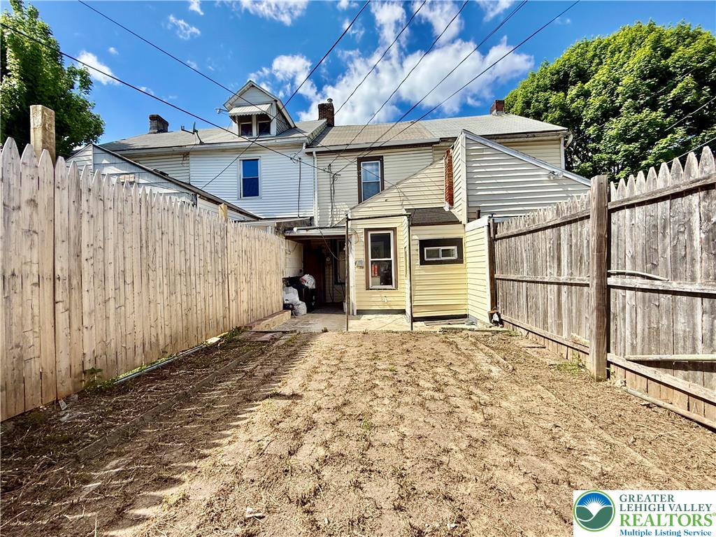 514 West Pine Street Property Photo 17