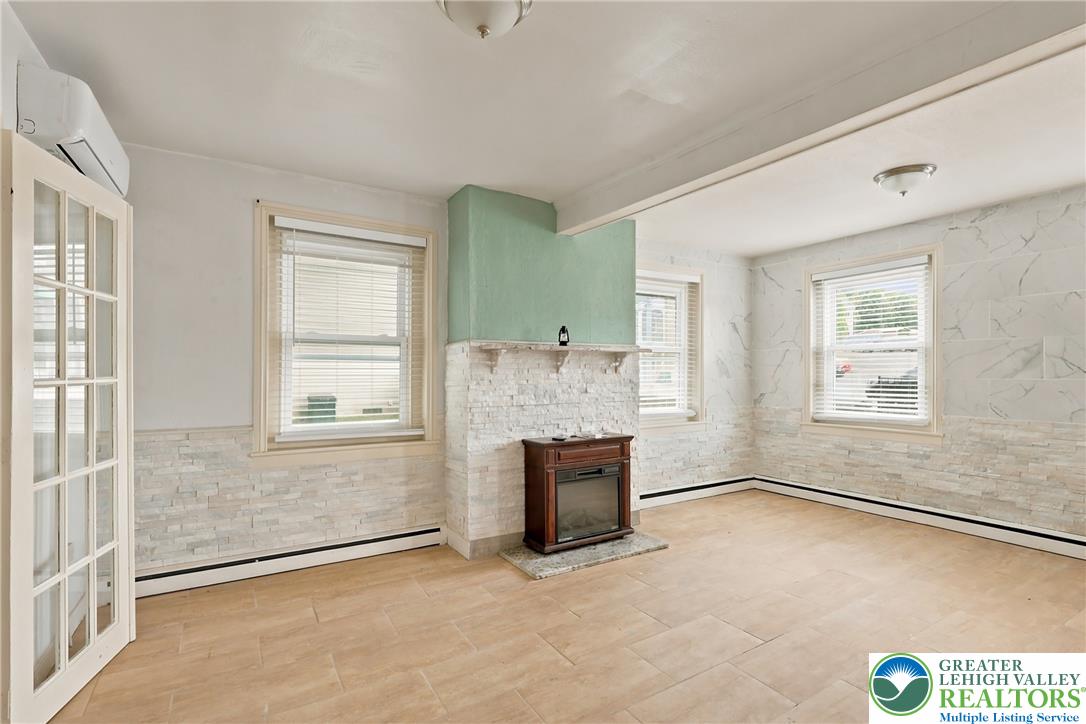 3276 Easton Avenue Property Photo 13
