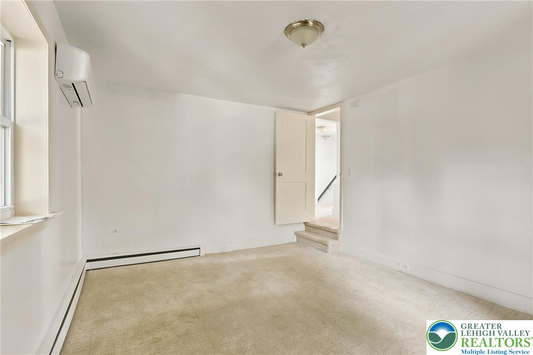 3276 Easton Avenue Property Photo 31