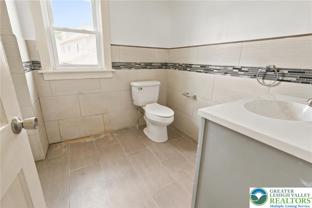 3276 Easton Avenue Property Photo 36