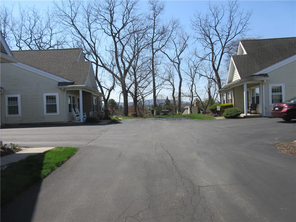 2430 Steeplechase Drive Property Photo 5