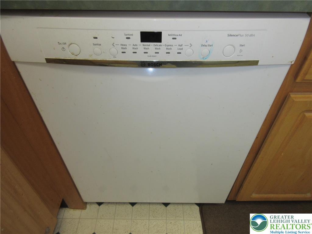 2430 Steeplechase Drive Property Photo 8