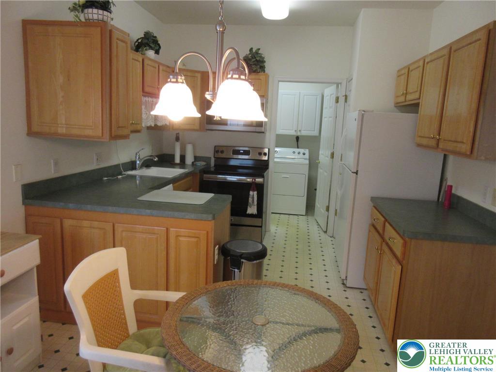2430 Steeplechase Drive Property Photo 15