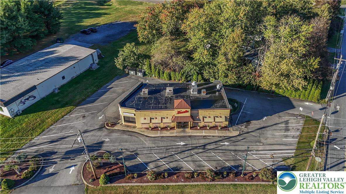 2400 Schoenersville Road Property Photo 1