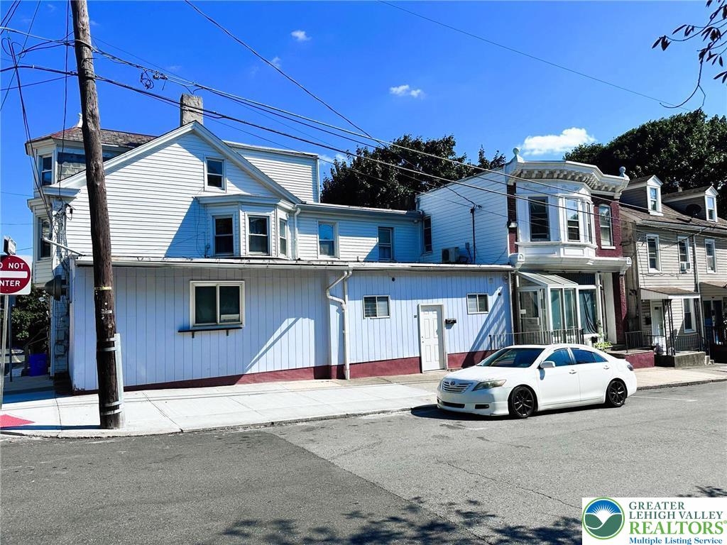 37 North 7th Street Property Photo 3