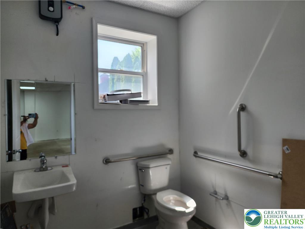 1131 Trexlertown Road Property Photo 17