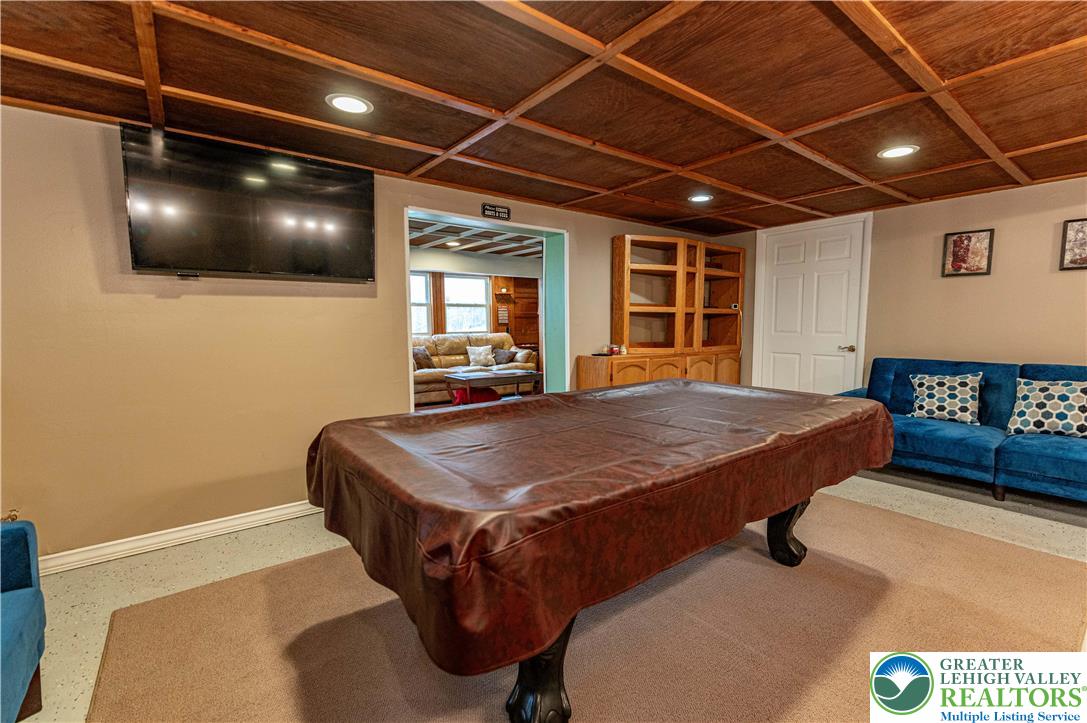 1328 Winding Way Property Photo 44