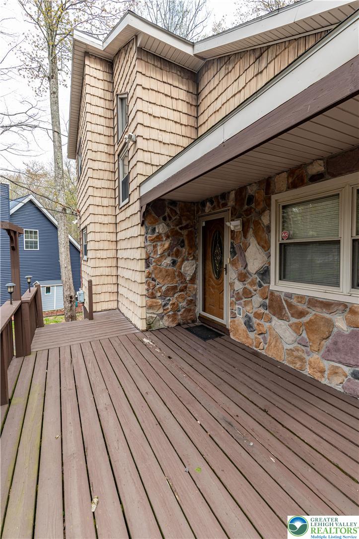 1328 Winding Way Property Photo 59