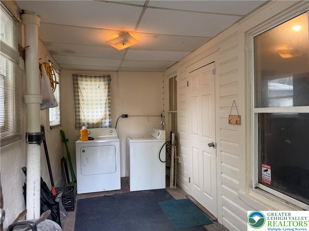 313 North Church Street Property Photo 4