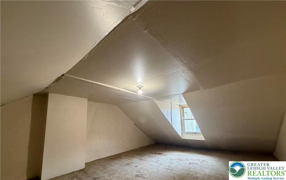 313 North Church Street Property Photo 5
