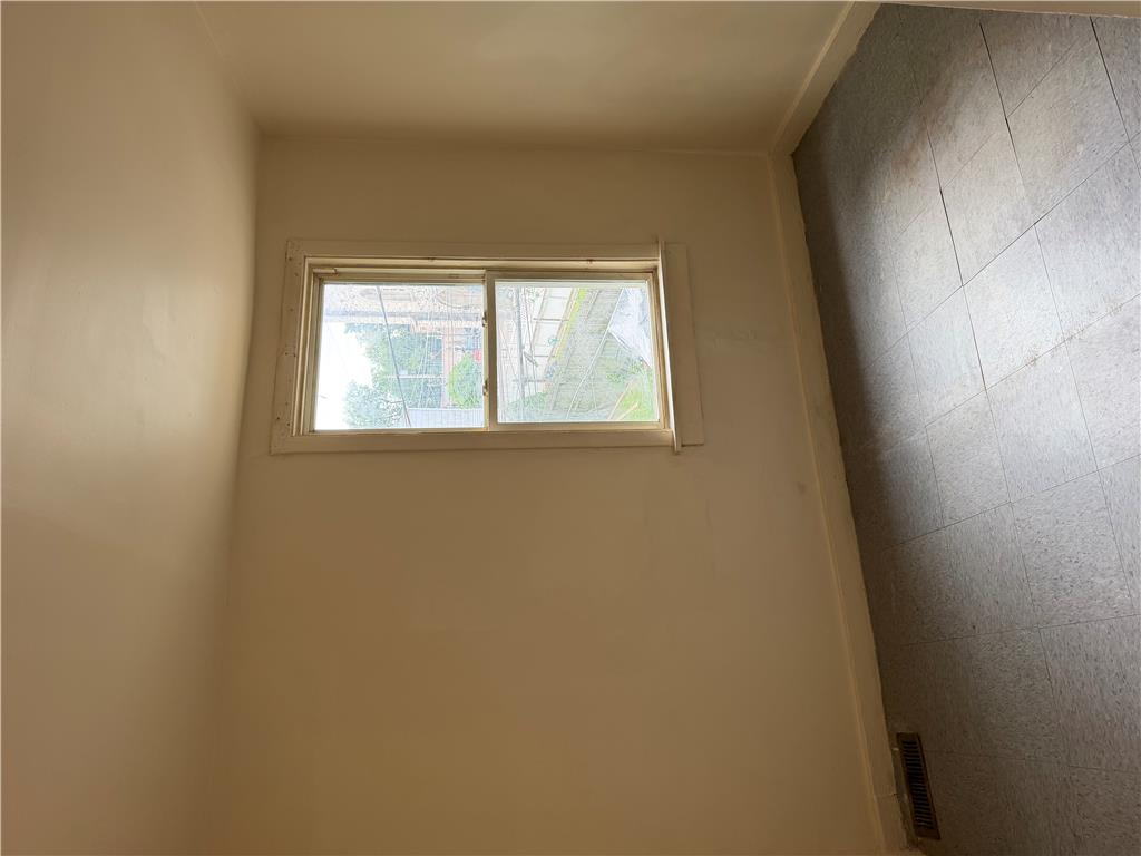 313 North Church Street Property Photo 13