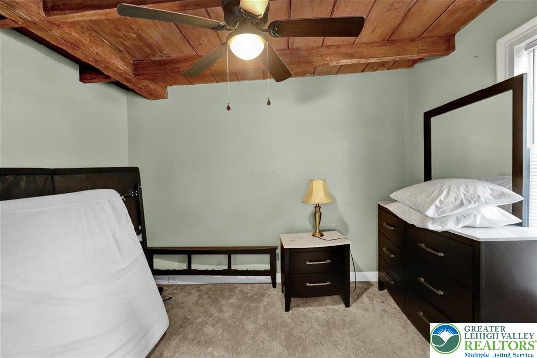 5867 Old Route 22 Property Photo 14