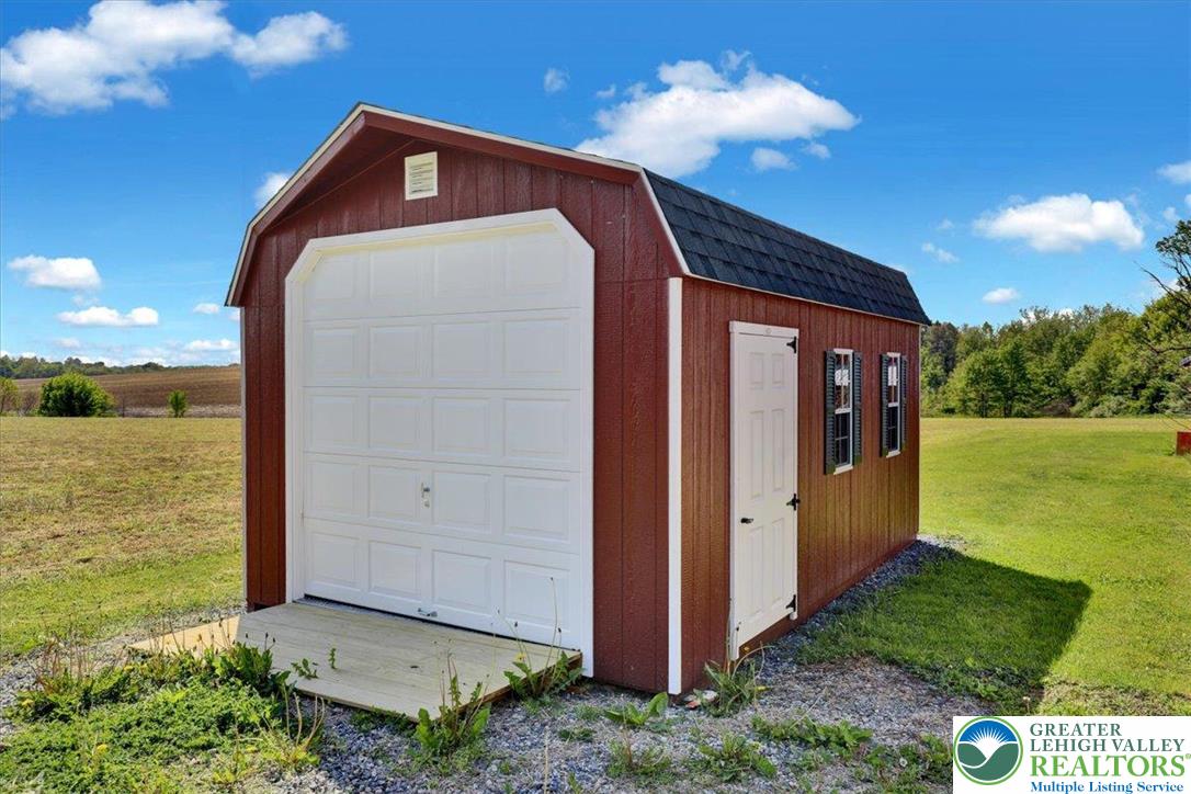 5867 Old Route 22 Property Photo 23