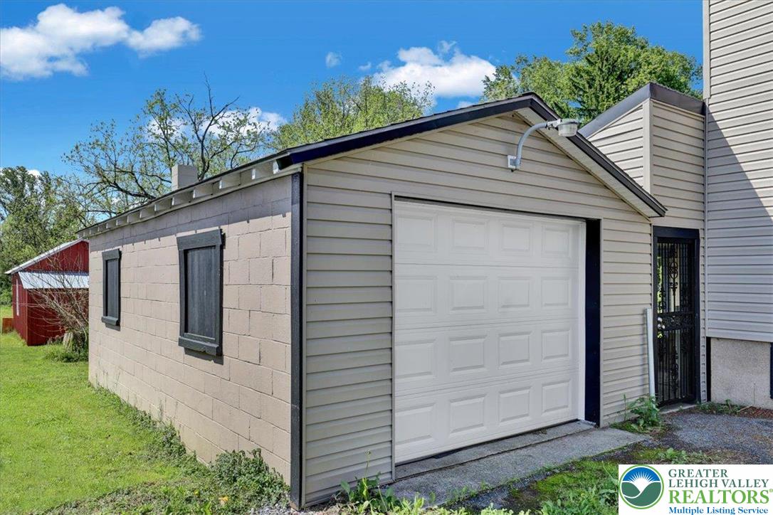5867 Old Route 22 Property Photo 24