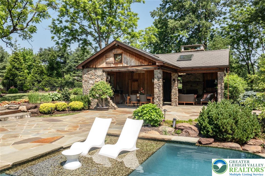 9 Blueberry Lane Property Photo 85
