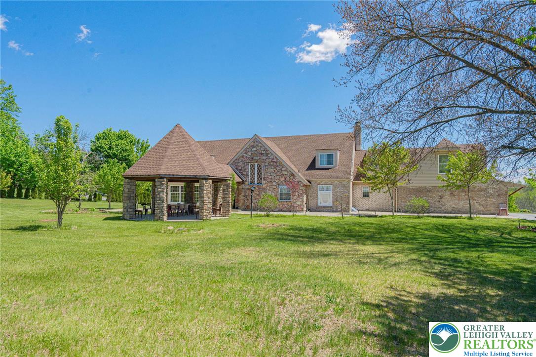 3609 Windy Road Property Photo 2