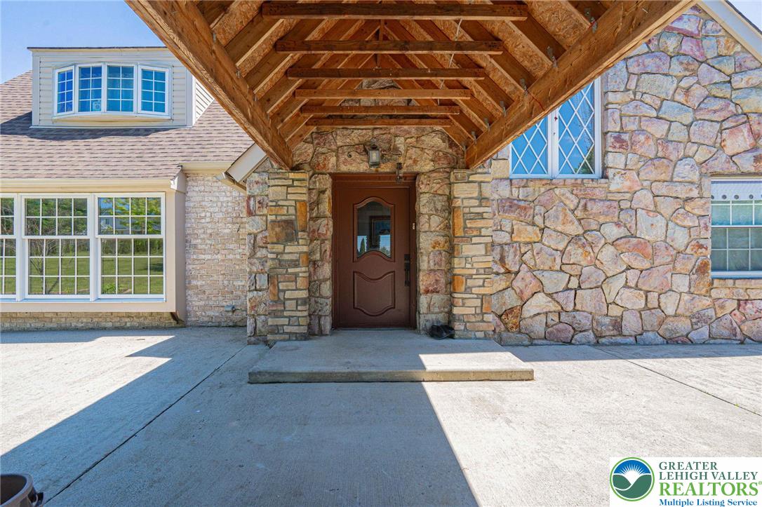 3609 Windy Road Property Photo 6