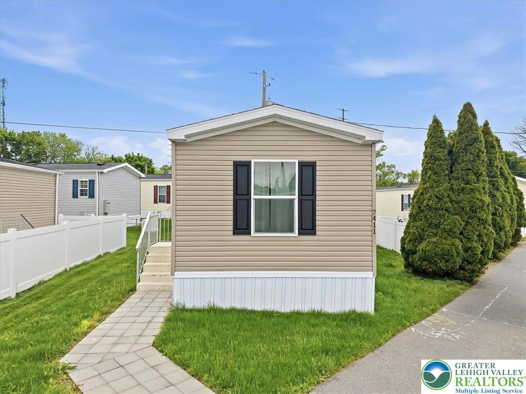 7411 Lincoln Lane Property Photo 1