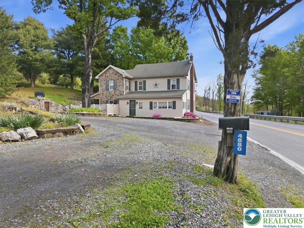 4880 Little Gap Road Property Photo 6