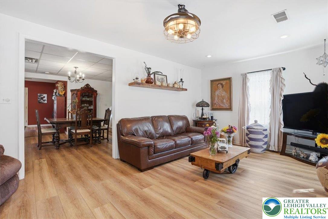 4880 Little Gap Road Property Photo 17