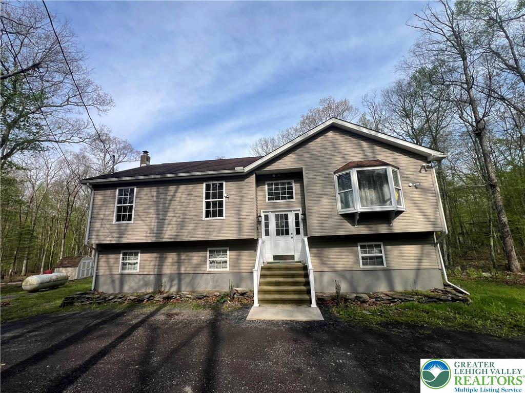 1240 Howeytown Road Property Photo 1
