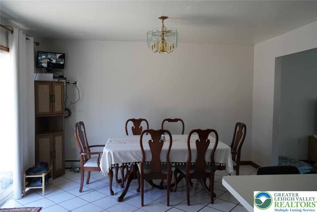 1240 Howeytown Road Property Photo 3
