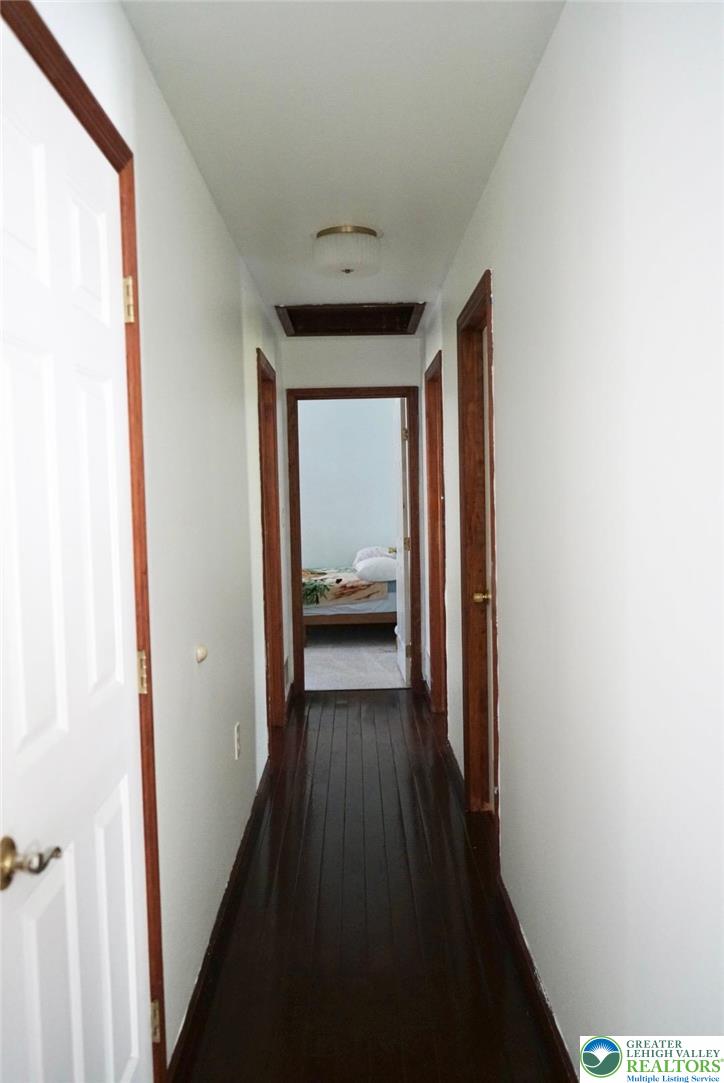 1240 Howeytown Road Property Photo 5