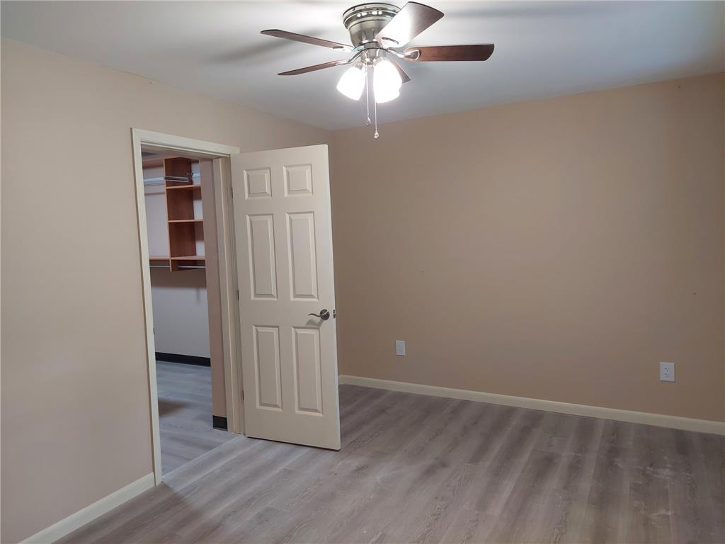 224 Kensington Drive Property Photo 16