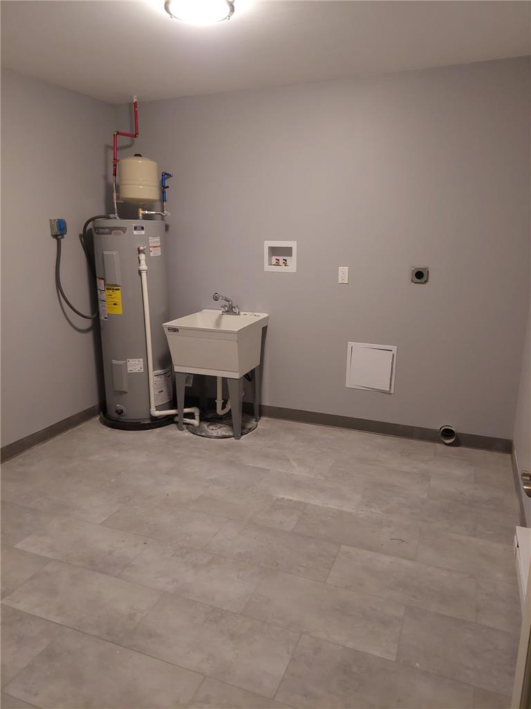 224 Kensington Drive Property Photo 22