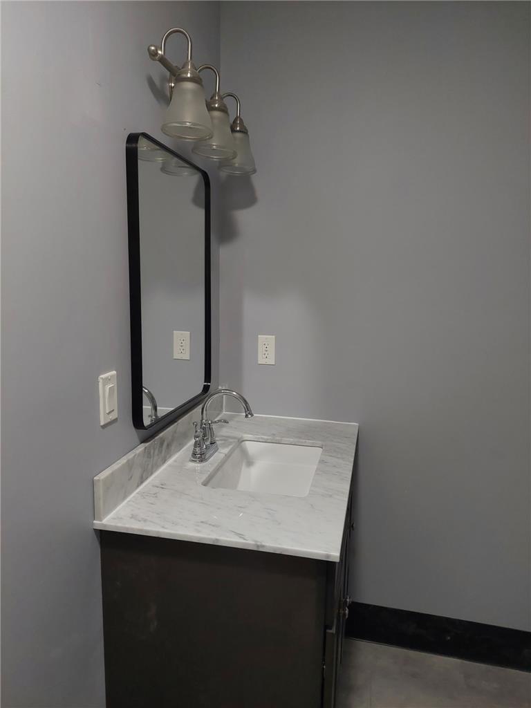 224 Kensington Drive Property Photo 28
