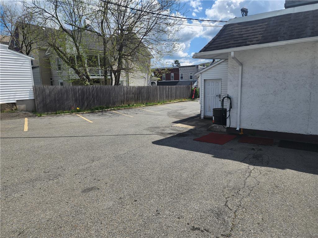 754 Cherokee Street Property Photo 6