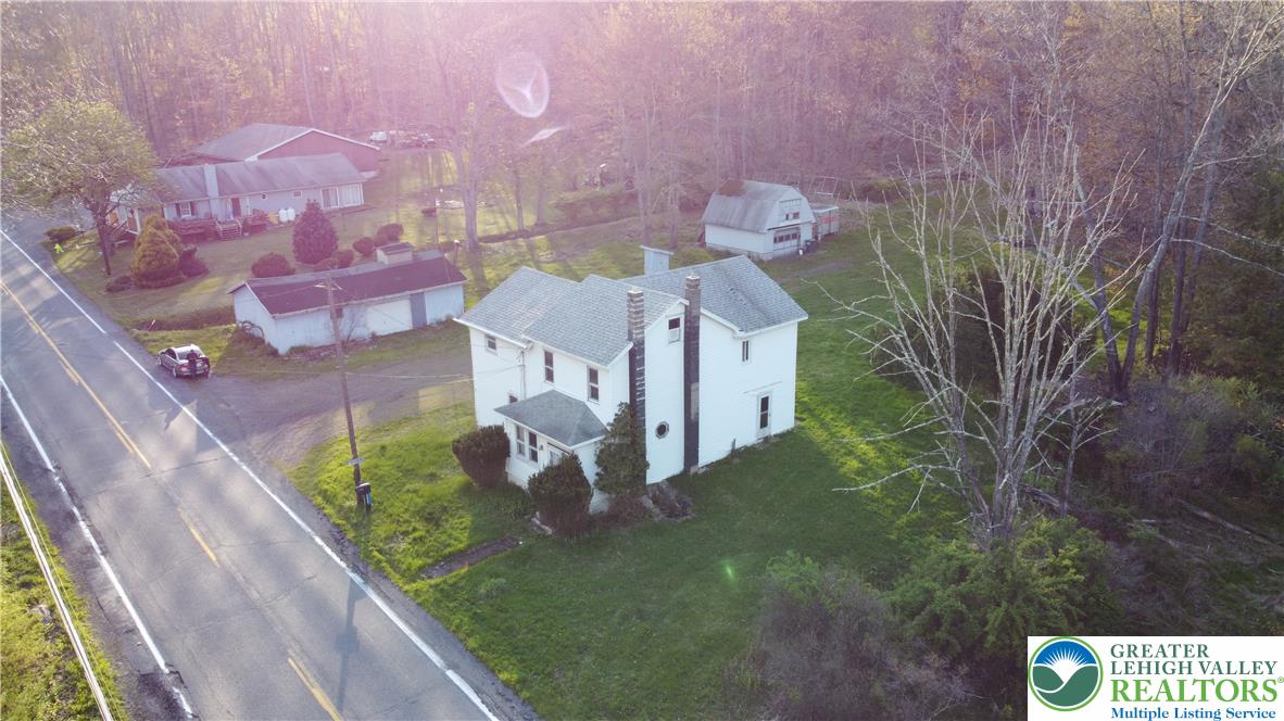 5444 Quakake Road Property Photo 2