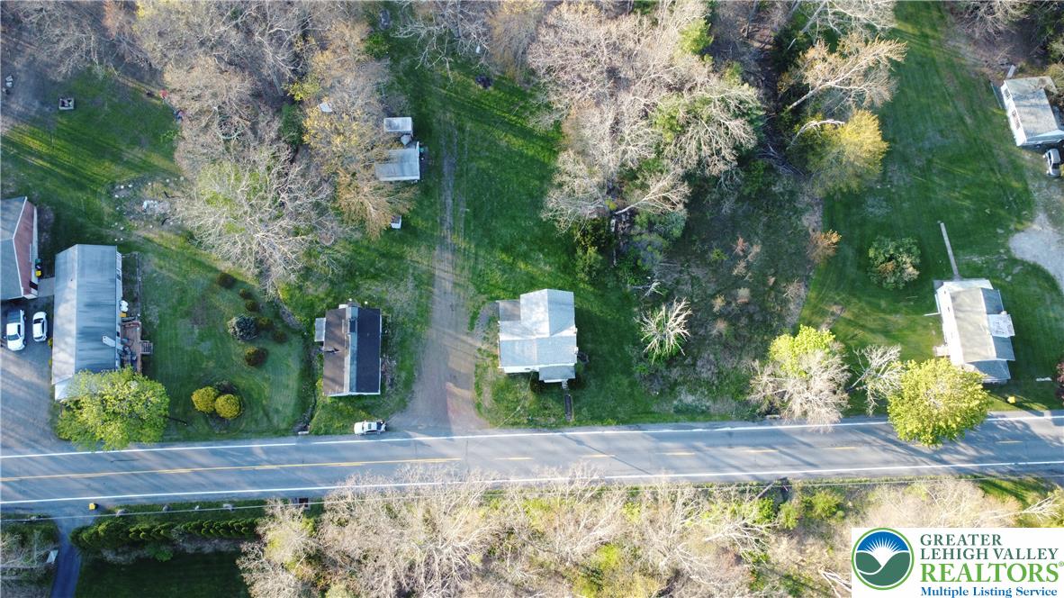 5444 Quakake Road Property Photo 5