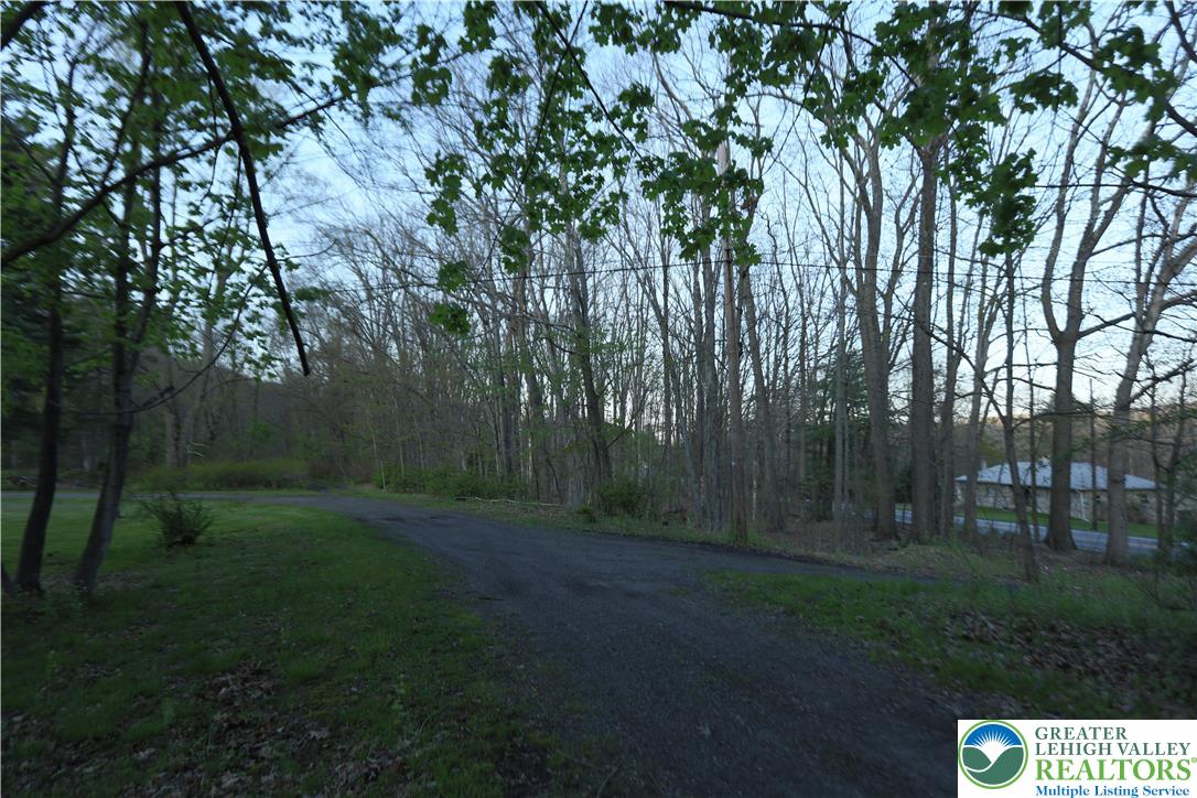 5444 Quakake Road Property Photo 21