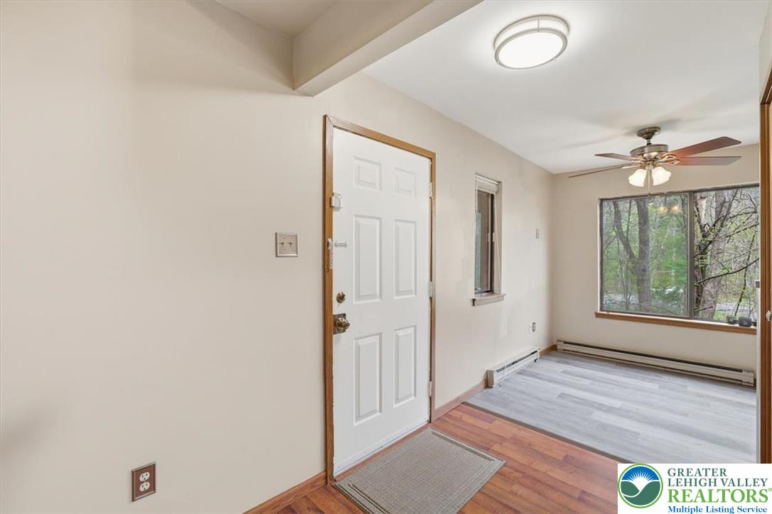 227 Sedburgh Court Property Photo 3