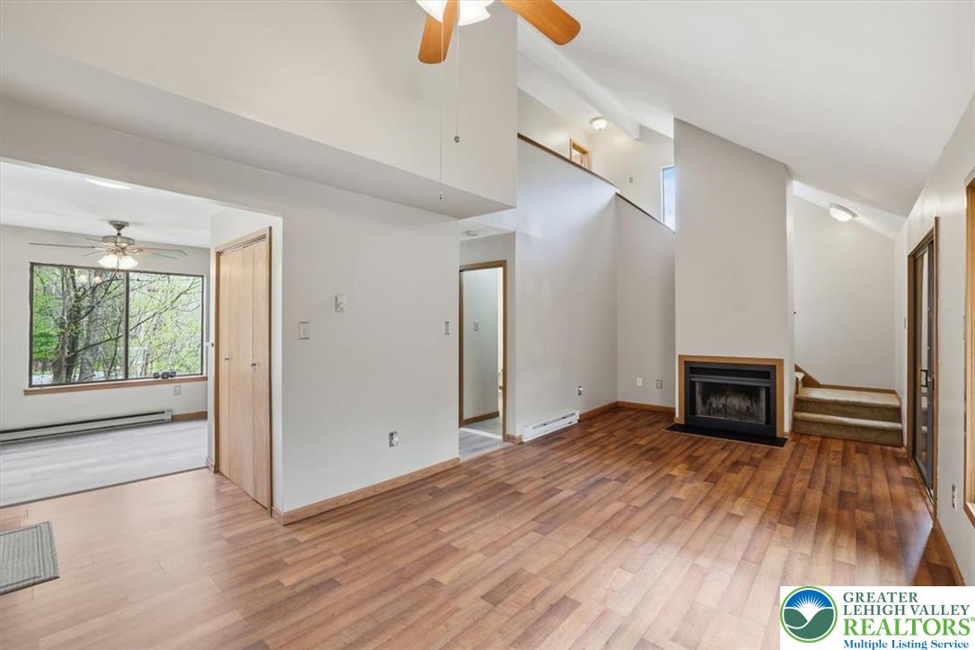 227 Sedburgh Court Property Photo 16