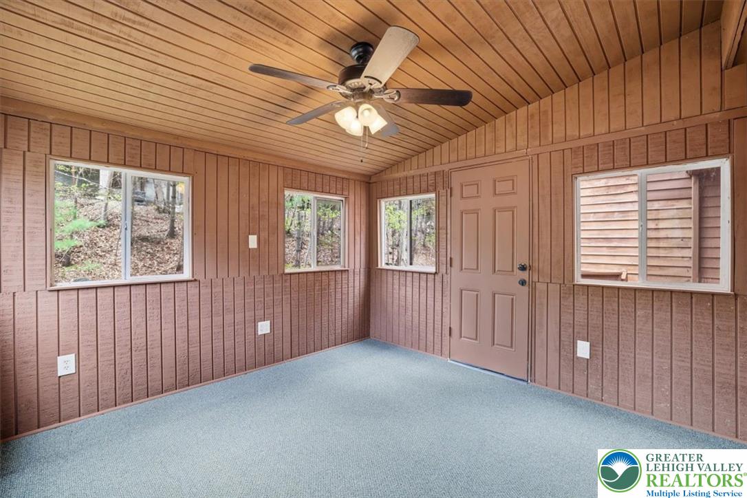 227 Sedburgh Court Property Photo 22